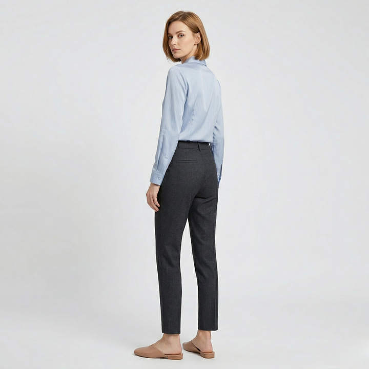 NOMU | Women’s Closed-Toe Slip-On Flat Mules