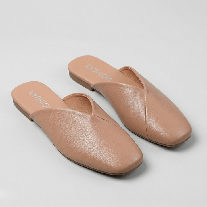 NOMU | Women’s Closed-Toe Slip-On Flat Mules