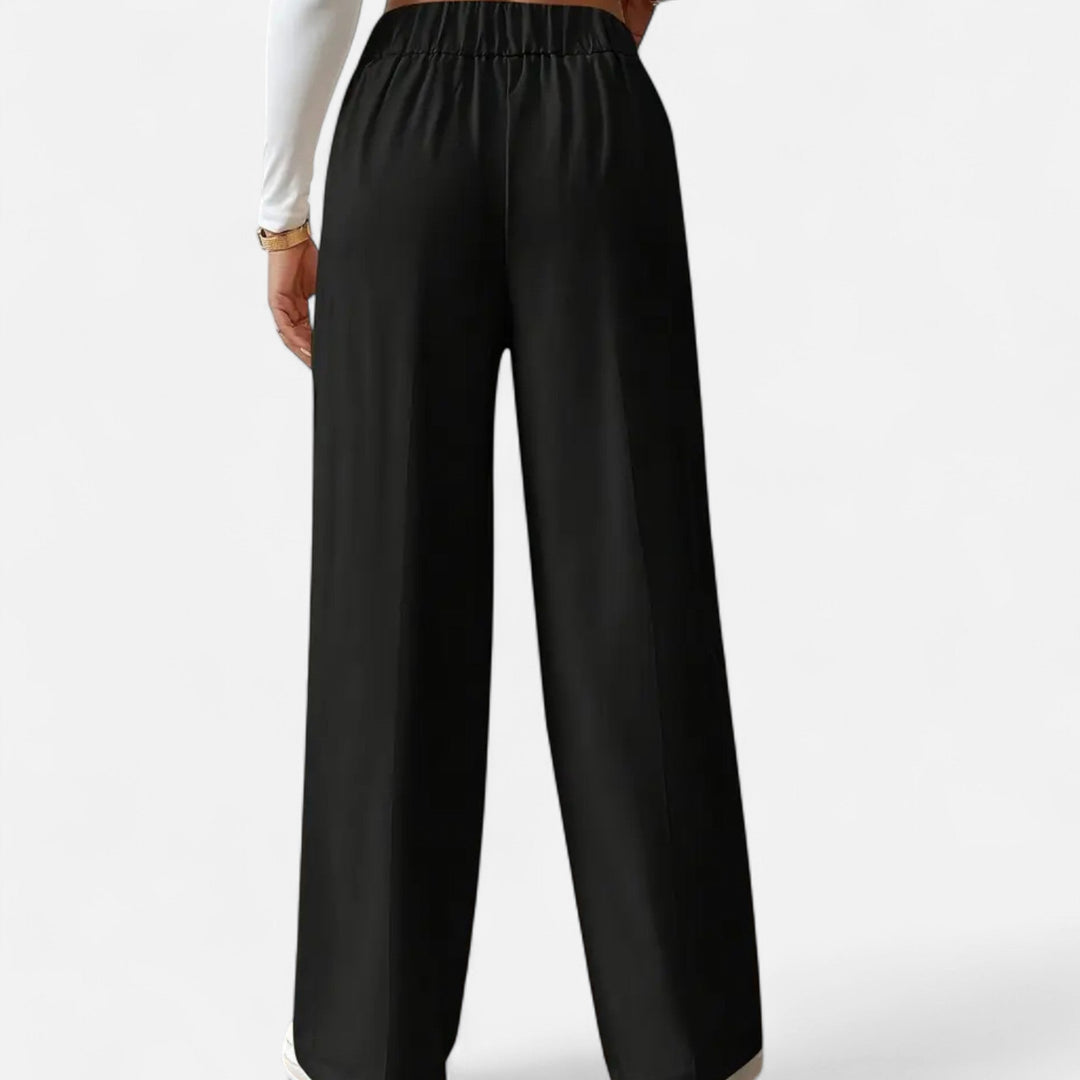 Women’s Button-Detail Pants – Refined Silhouette