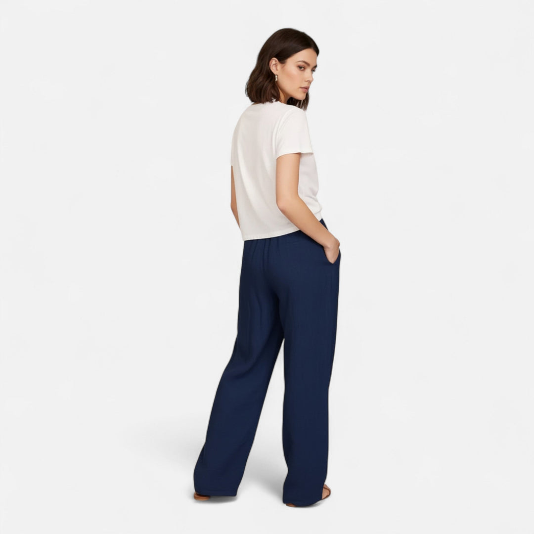 Women’s Wide Leg Trousers – Effortless Elegance