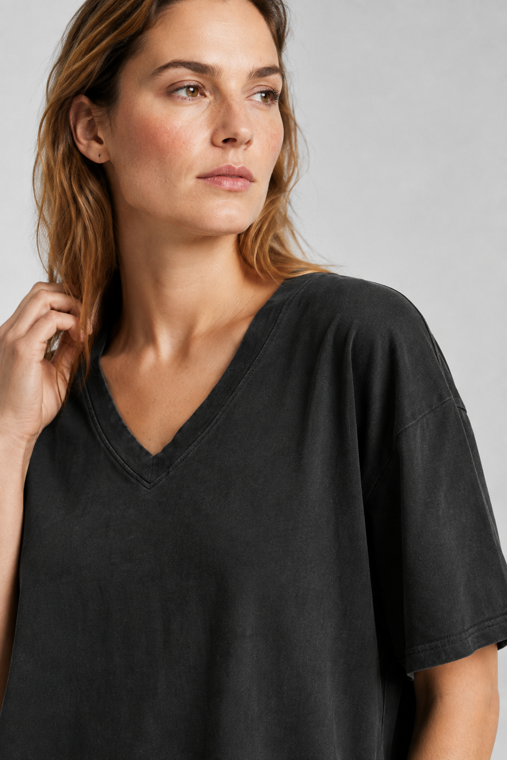 NOMU | Women’s V-Neck Short Sleeve T-Shirt