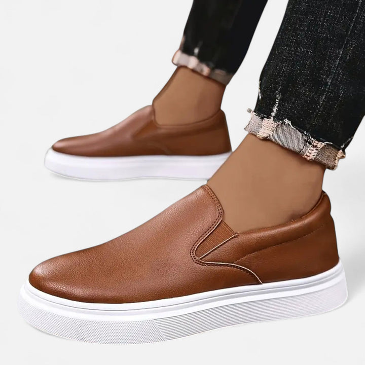 Men’s Leather Casual Sneakers – Refined Comfort