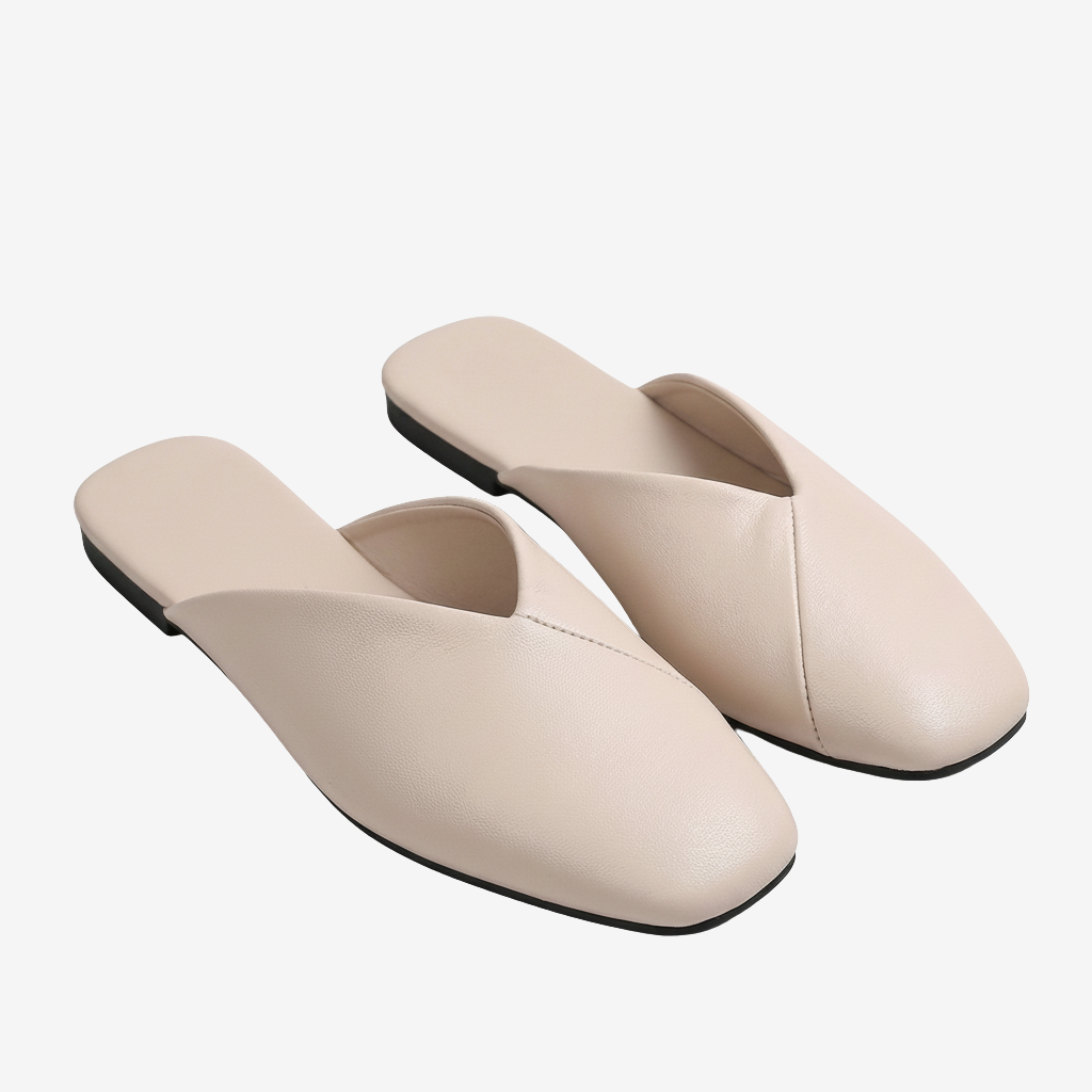 NOMU | Women’s Closed-Toe Slip-On Flat Mules