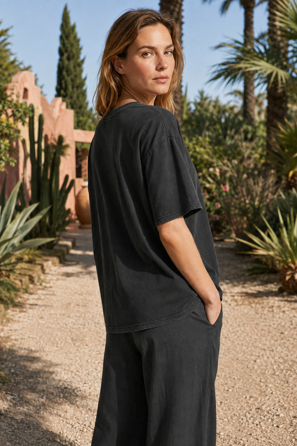 NOMU | Women’s V-Neck Short Sleeve T-Shirt