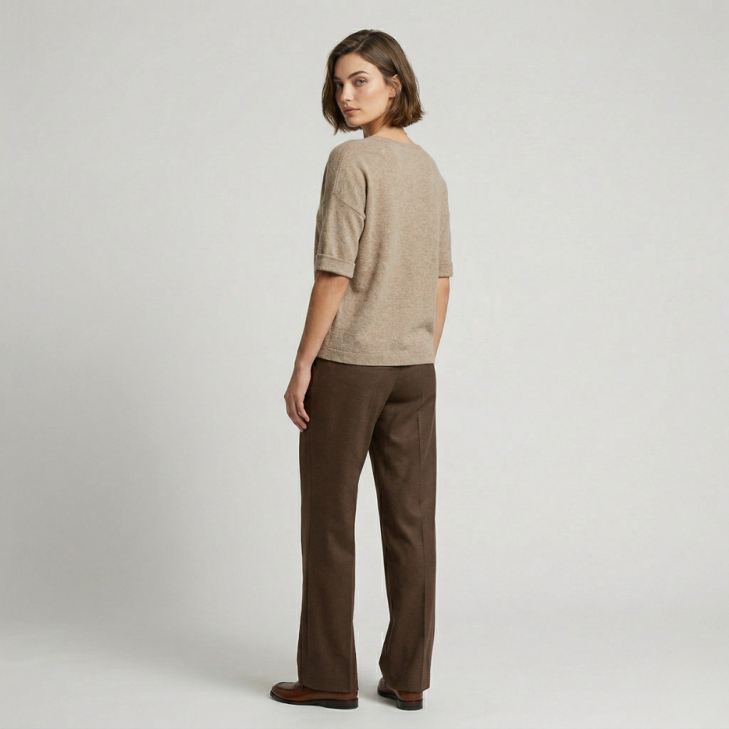 NOMU | Women’s V-Neck Short Sleeve Knit Top