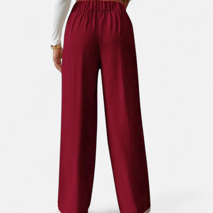 Women’s Button-Detail Pants – Refined Silhouette