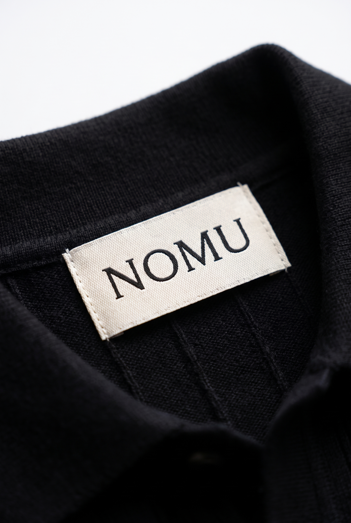 NOMU-AI label
